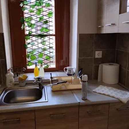 Petit House * אגריה